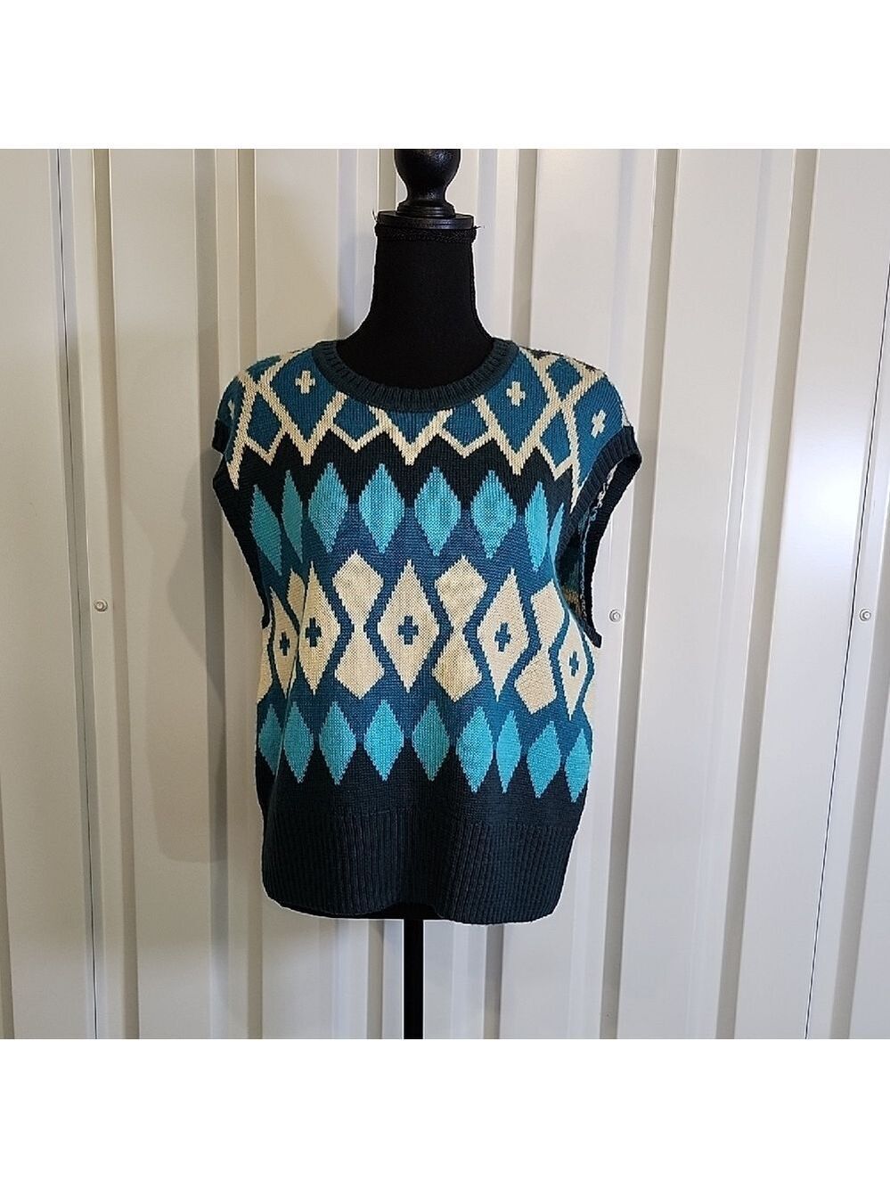 Tyler Boe Diamond Pattern Sweater Vest Teal and Cream Size Med Wool Acrylic